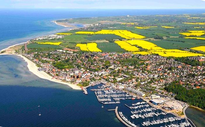 Ferienwohnungen Seestern Marina Port Of Wendtorf Exterior foto